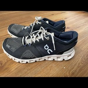 On Running Cloudtech Helion in Navy Blue